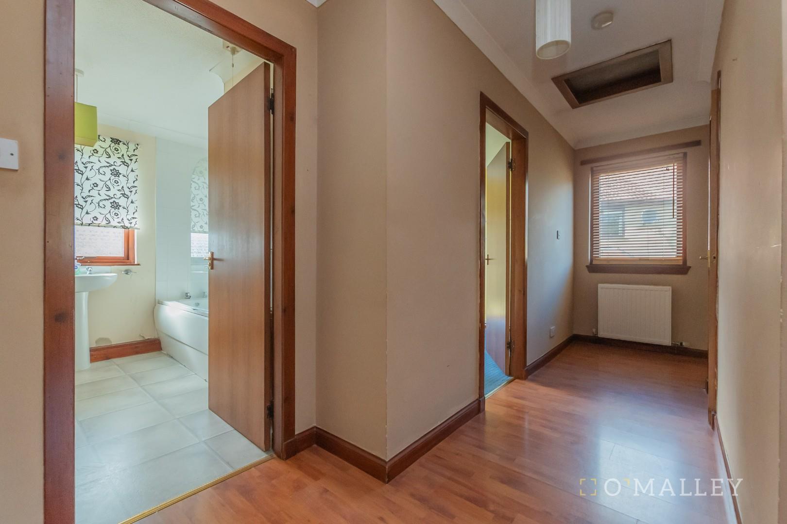 6. Hallway 3.jpg